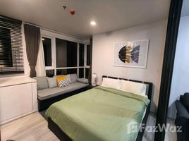 1 Bedroom Condo for rent at XT Huaikhwang, Din Daeng, Din Daeng