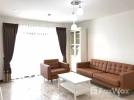 Royal Castle - Photo 3