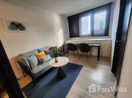 1 Bedroom Condo for rent at XT Huaikhwang, Din Daeng, Din Daeng