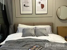 1 Bedroom Condo for rent at XT Huaikhwang, Din Daeng, Din Daeng