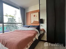 1 Bedroom Condo for rent at XT Huaikhwang, Din Daeng, Din Daeng