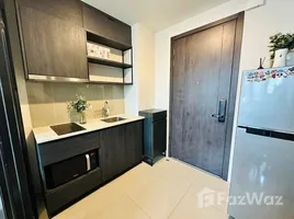 1 Bedroom Condo for rent at XT Huaikhwang, Din Daeng, Din Daeng