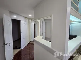 2 Bedroom Condo for rent at Tai Ping Towers, Khlong Tan Nuea, Watthana