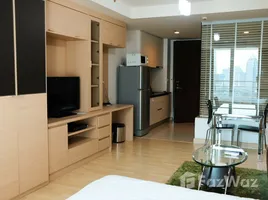 Studio Condo for rent at The Rajdamri, Pathum Wan, Pathum Wan