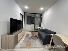 1 Bedroom Condo for rent at XT Huaikhwang, Din Daeng, Din Daeng