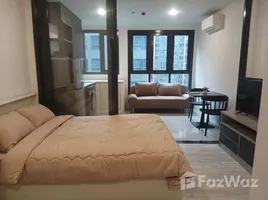 Studio Condo for rent at XT Huaikhwang, Din Daeng, Din Daeng