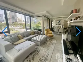 O2 Hip Condo