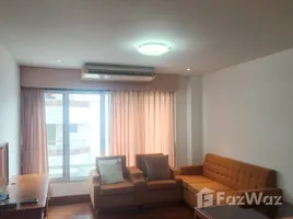 Navin Court - Photo 2