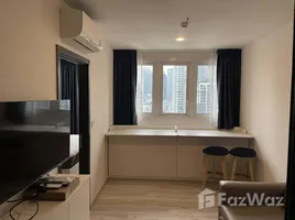 1 Bedroom Condo for rent at XT Huaikhwang, Din Daeng, Din Daeng