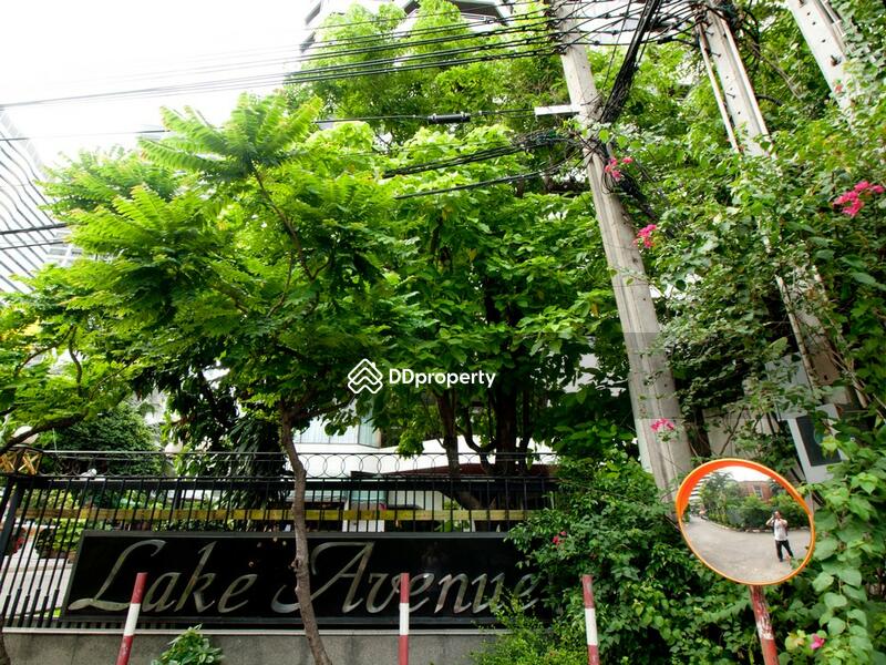 Lake Avenue Sukhumvit 16 - Photo 2