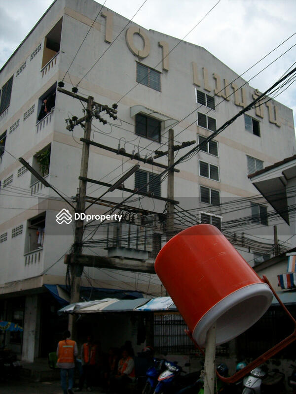 101 Mansion - Photo 2