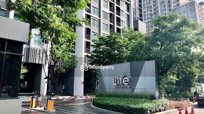Life Sukhumvit 48