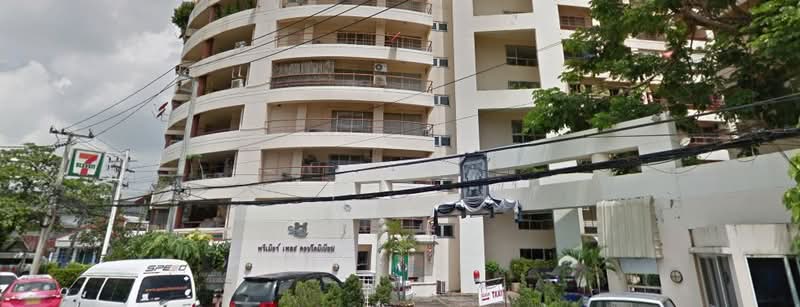 Premier Place - Photo 3