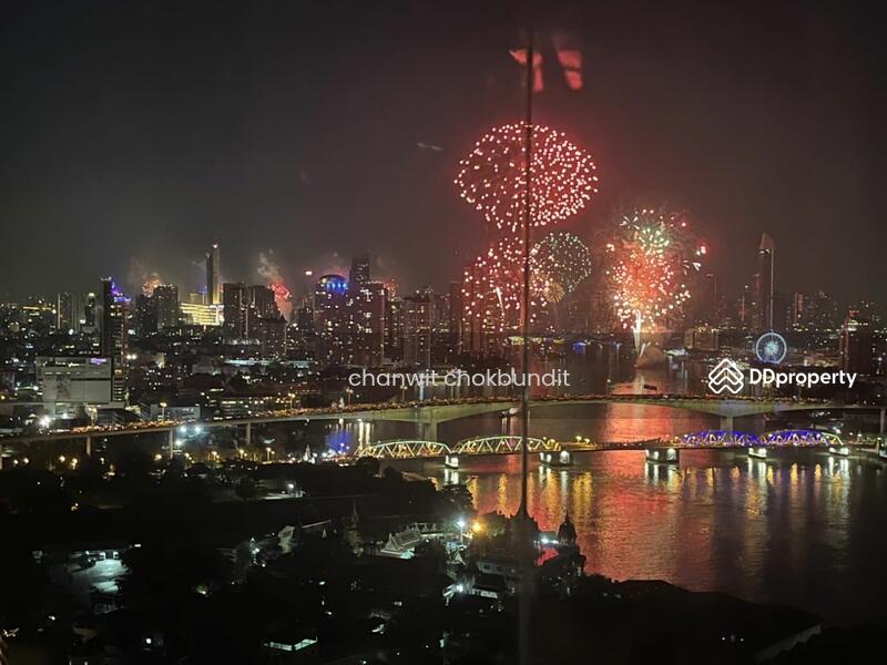 Niche Mono Charoen Nakorn, Bangkok