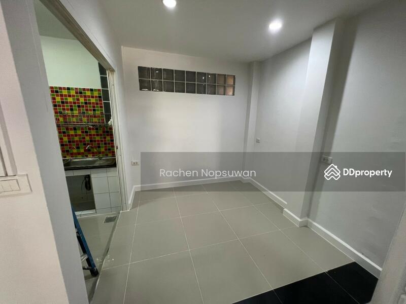 The Lake Metropark Sathorn - Photo 5