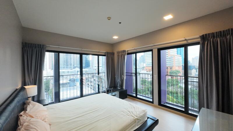 Noble Reveal, Bangkok