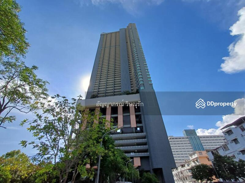 Menam Residences, Bangkok