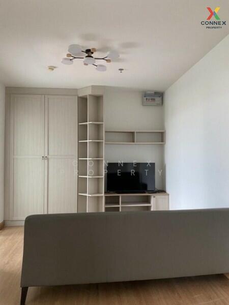 Chapter One Modern Dutch, Bangkok