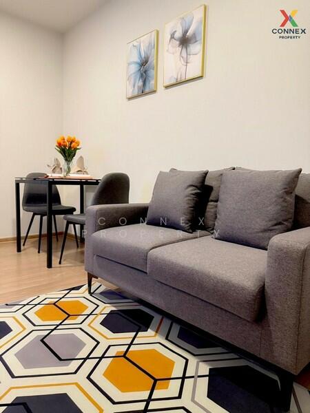 Chewathai Pinklao, Bangkok