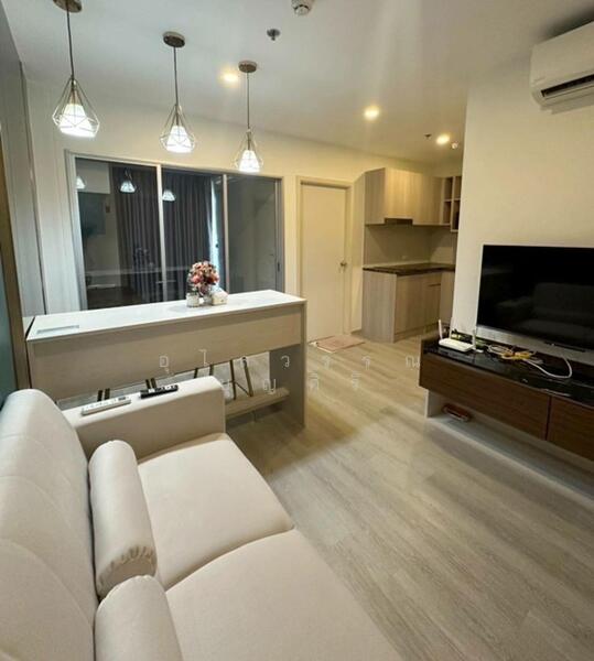 Elio Sathorn-Wutthakat, Bangkok