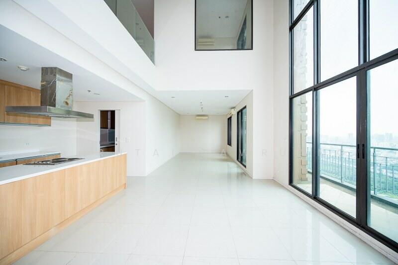 Villa Asoke, Bangkok