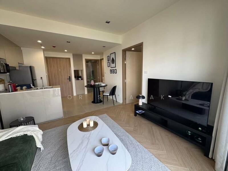 Na Reva Charoennakhon, Bangkok