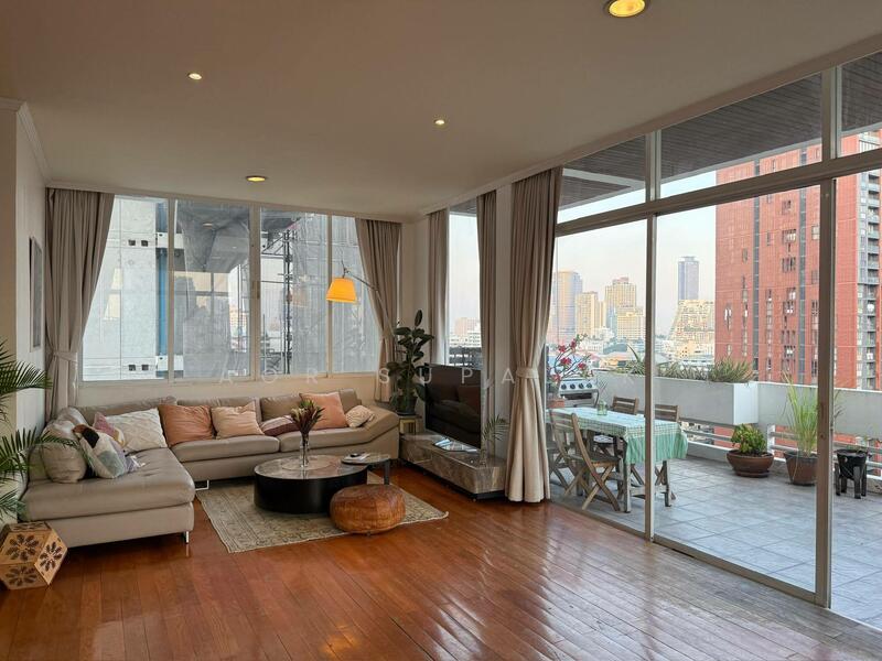 Sukhumvit House - Photo 1