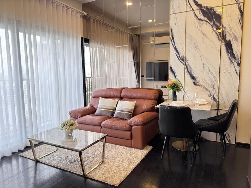 Park Origin Thonglor, Bangkok