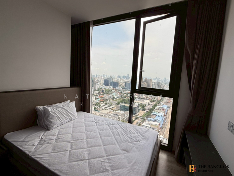 The Line Jatujak-Mochit, Bangkok