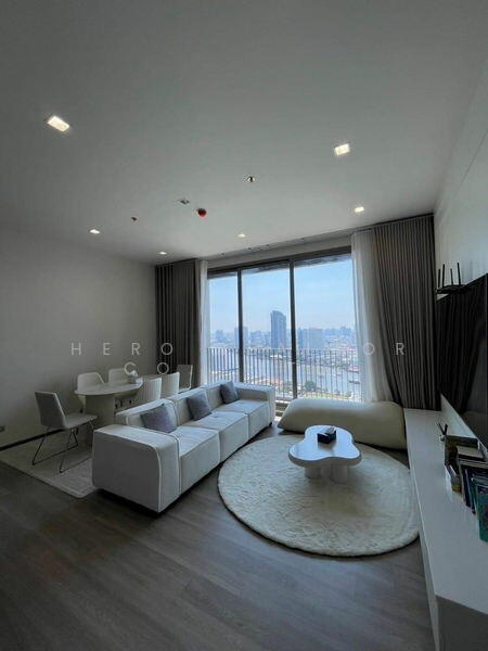 Rhythm Charoenkrung Pavillion, Bangkok