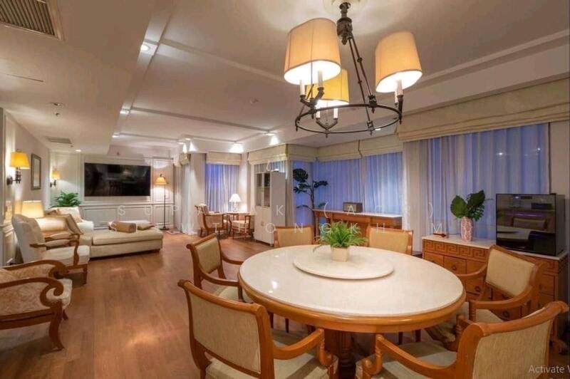 Langsuan Ville, Bangkok