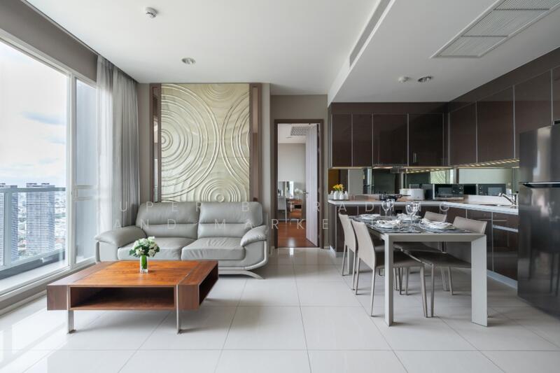 Menam Residences, Bangkok