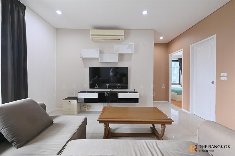 Villa Asoke, Bangkok