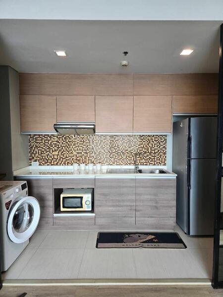 Le Luk Condominium, Bangkok