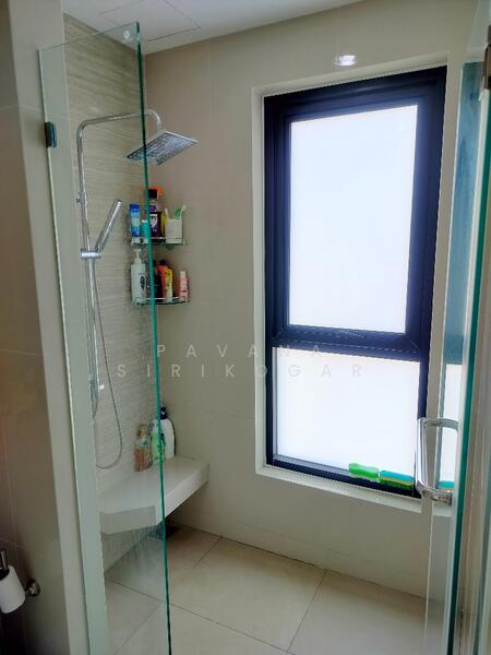 Niche Mono Charoen Nakorn, Bangkok