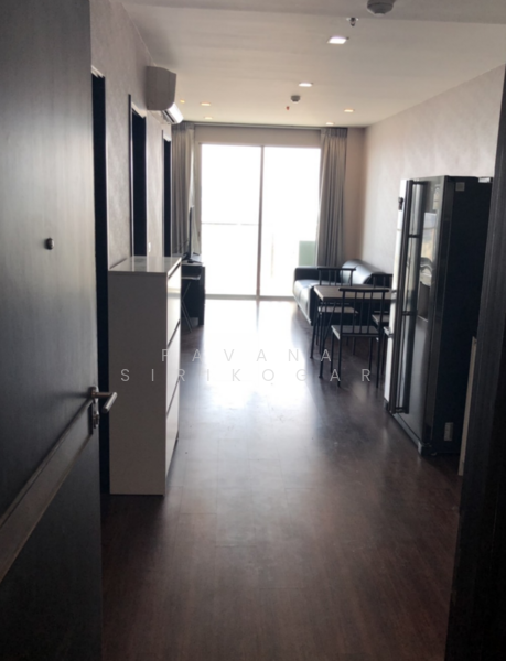 Sky Walk Residences, Bangkok