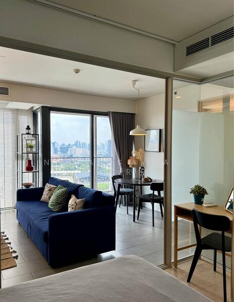 Siamese Ratchakru, Bangkok