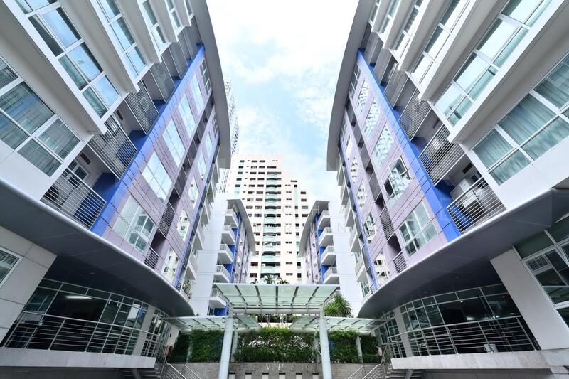 The Avenue Sukumvit 61, Bangkok