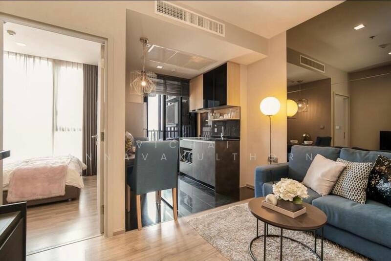 The Line Jatujak-Mochit, Bangkok