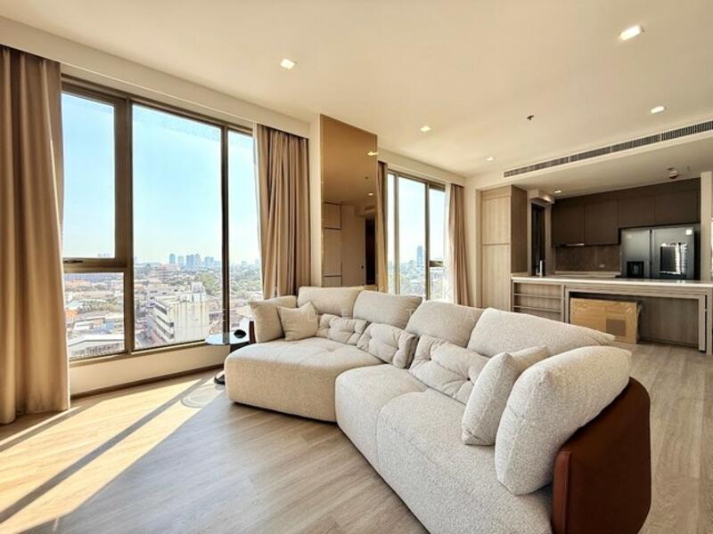 Rhythm Charoenkrung Pavillion, Bangkok