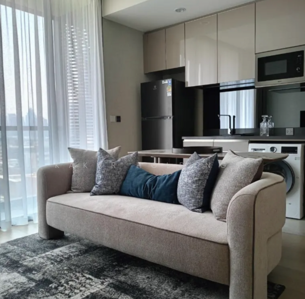 The Extro Phayathai-Rangnam