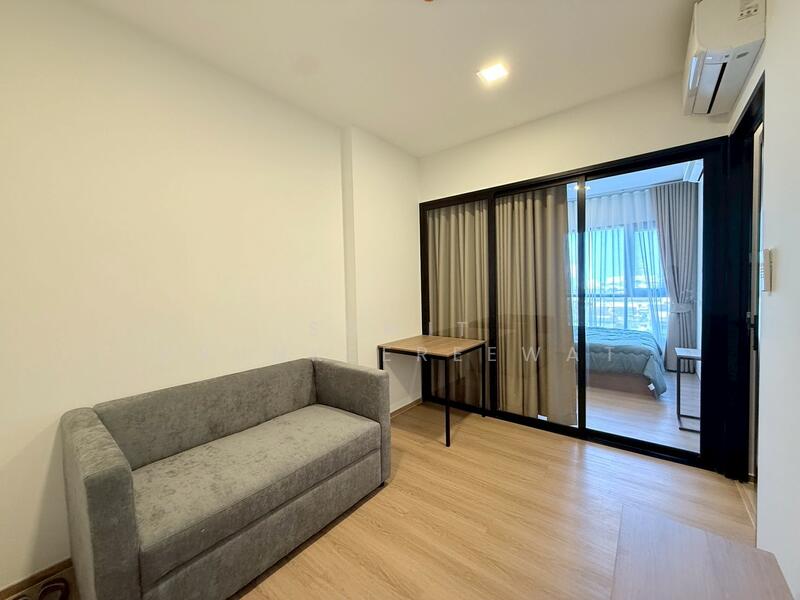 Chapter One Spark Charan - Photo 5