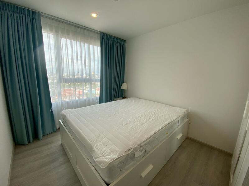 IDEO Charan 70-Riverview, Bangkok