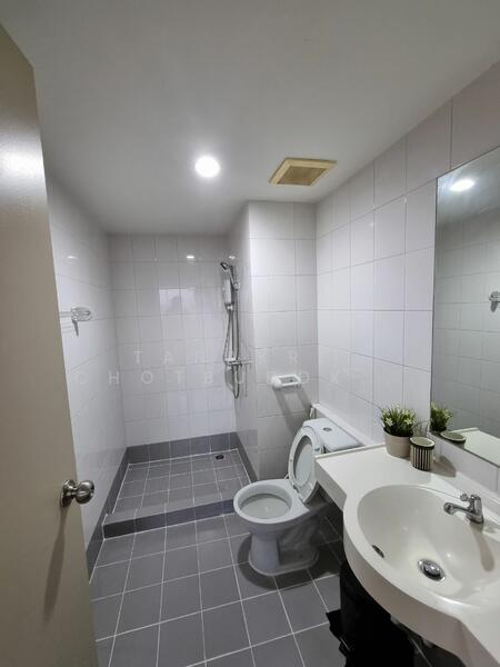 Chapter One Modern Dutch, Bangkok