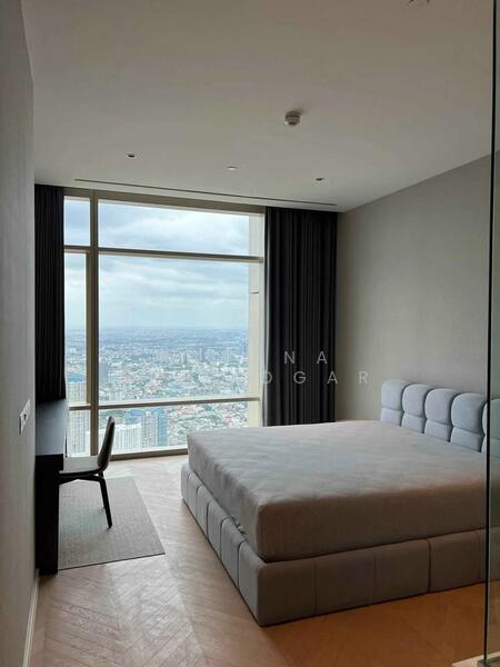 Four Seasons Private Residences, Bangkok