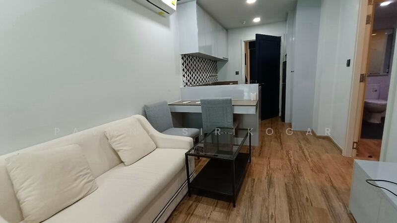 Maestro 01 Sathorn-Yenakat, Bangkok