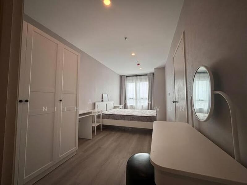 Elio Sathorn-Wutthakat, Bangkok