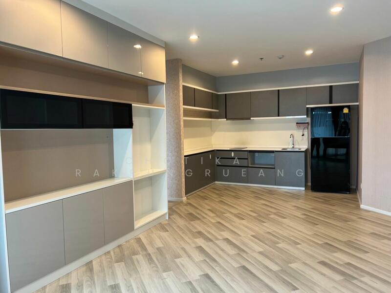 The Key Sathorn-Charoenraj, Bangkok