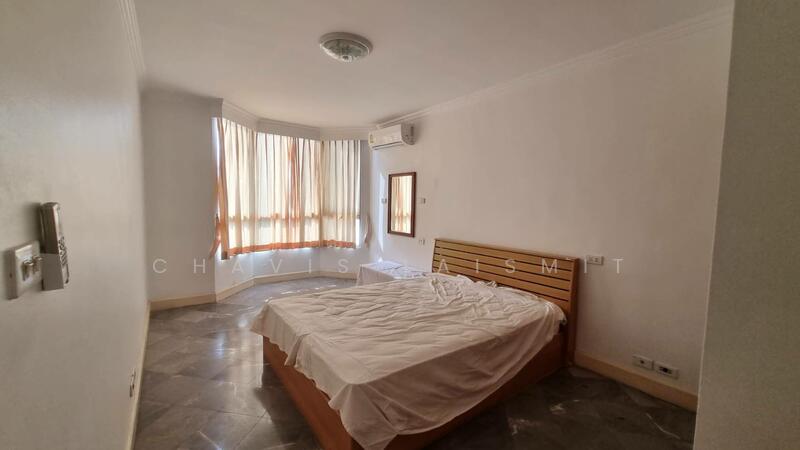 Royal Castle Pattanakarn - Photo 5