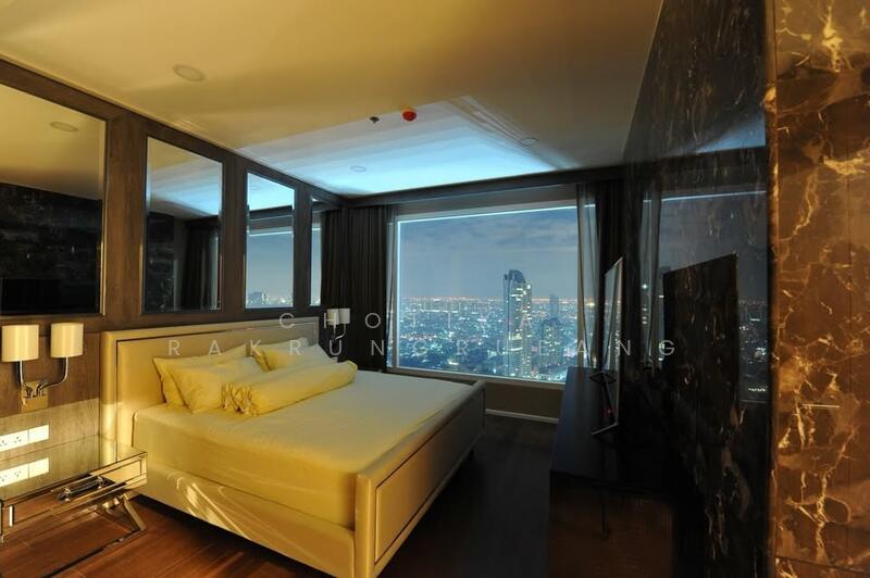 Menam Residences, Bangkok